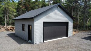 Le Standard 24' x 24' x 8'