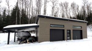 L'Urbain 36' x 24' x 9'