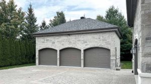 Garage Le Prestige 32' x 24' x 12'